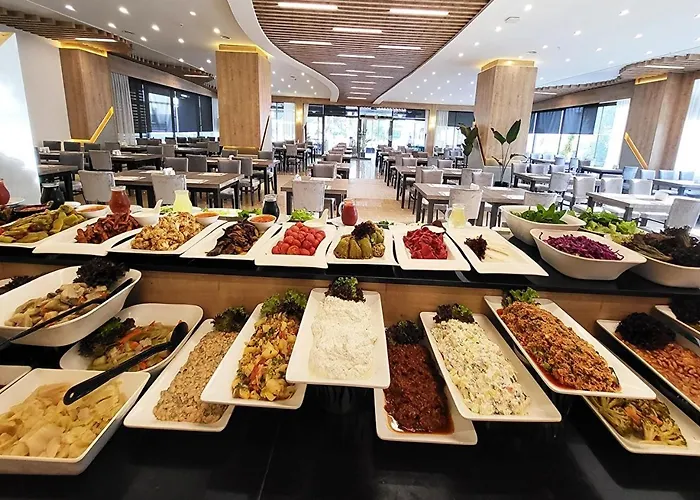 Отель Maya World Park