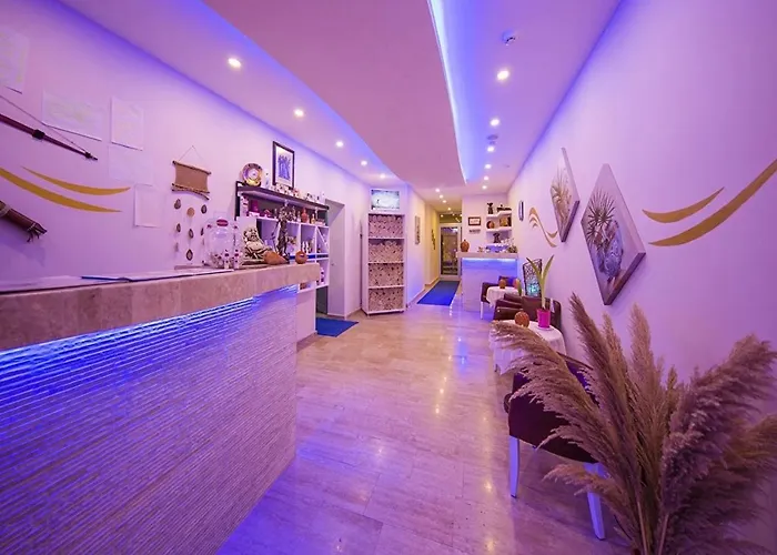 Hotel Maya World Park