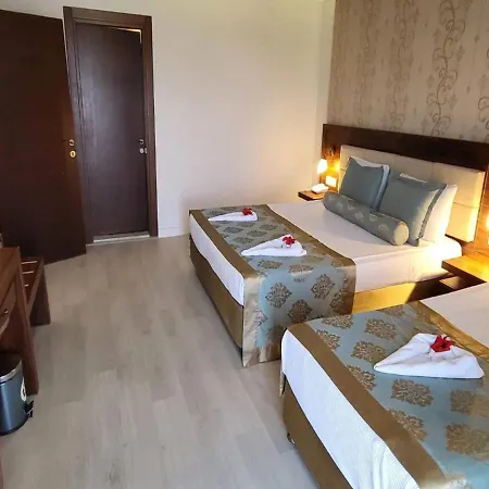 Maya World Park 酒店