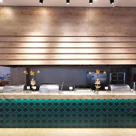 Maya World Park 酒店 贝莱克