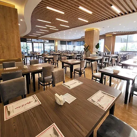 酒店 Maya World Park 贝莱克